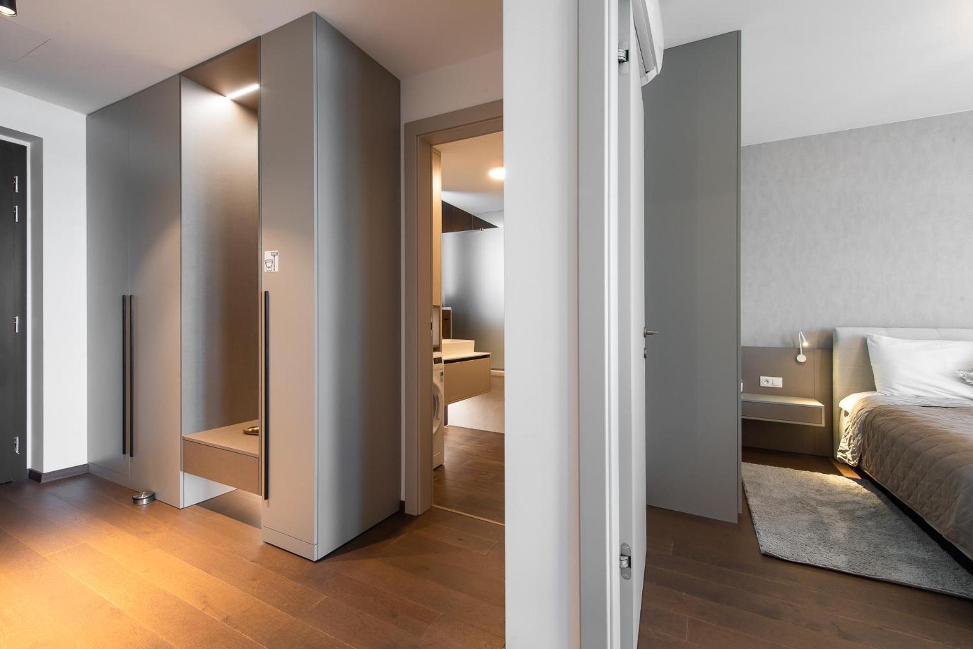 Nikas Eurovea Apartments - Free Parking Bratislava Eksteriør bilde
